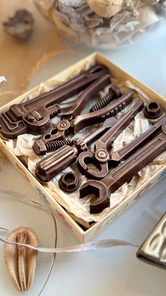 Chokolate set for men-Tools